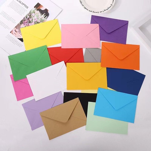 Pack coloured envelopes - of, 10