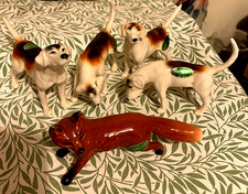 4 x Beswick Fox Hounds and a