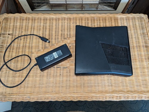 Xbox 360 slim console - 360, +