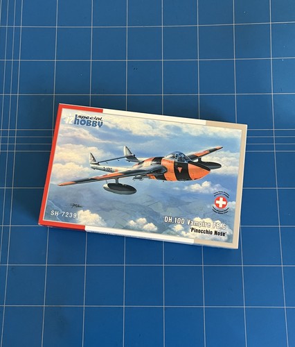 Special hobby 100 vampire - special,