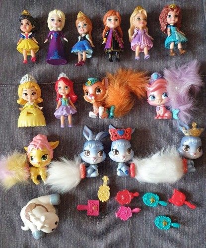Lot bundle of disney - lot,