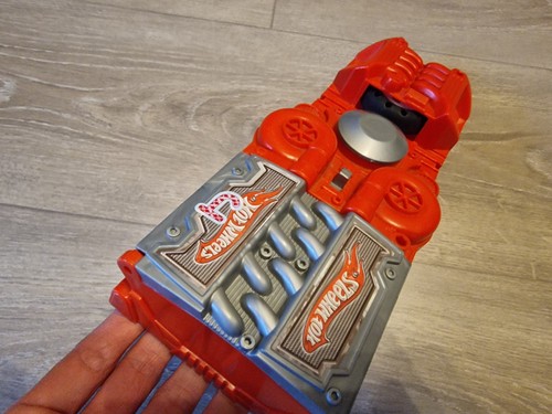 Hot wheels red powered - hot, booster