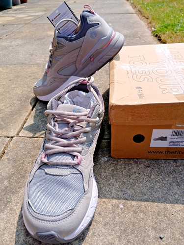 Womens walking shoes fitville - walking,