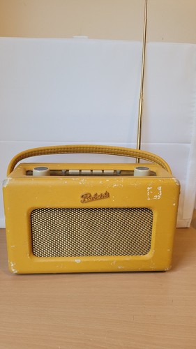 Yellow roberts digital radio - yellow,