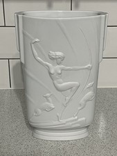 FRANZ PORCELAIN LARGE 28cm HIGH ART DECO STYLE WHITE DIANA WITH FAWN VASE A5504