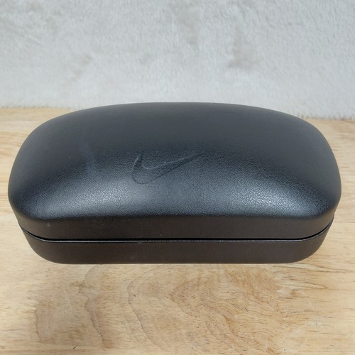Nike large black hard - large, flip