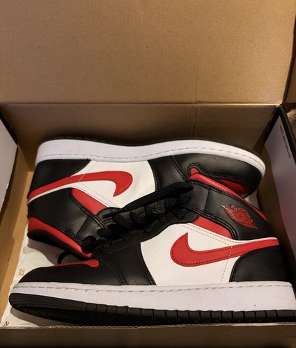 Nike air jordan mid - air, 1