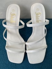 SHELN White Faux Leather