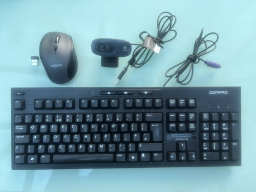 Compaq key board logitech - key,