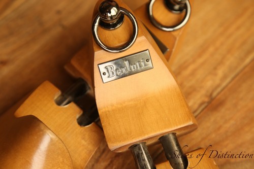 Berluti wooden shoe trees - shoe,