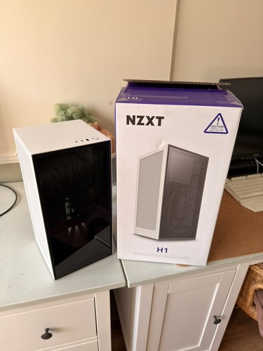 Nzxt mini itx case - mini-itx,