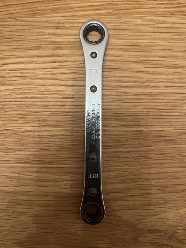Snap ratchet ring - on,
