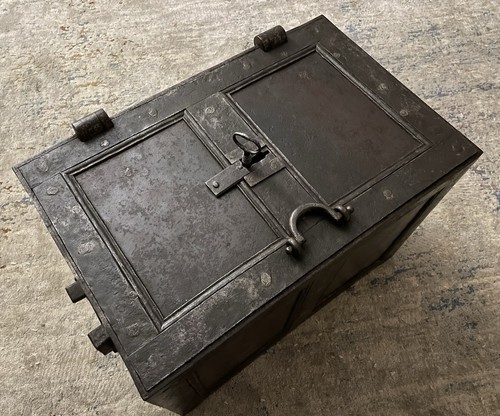 Strong box 19th century - box,
