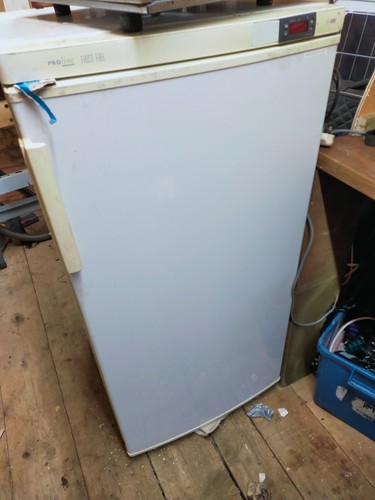 Proline upright freezer - proline,