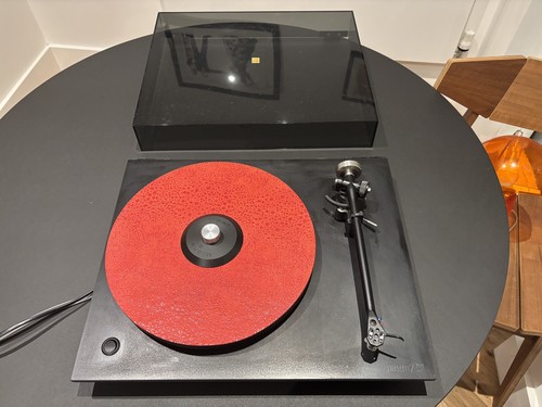 Rega turntable with benz - p3,