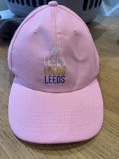 LEEDS UTD PINK LEEDS LEEDS LEEDS BASEBALL CAP BRAND NEW FREE POSTAGE XMAS GIFT….