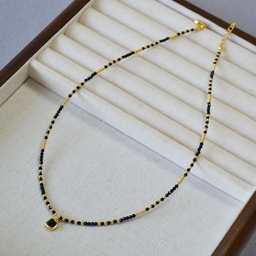 Natural crystal black - natural,