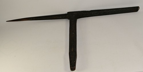 Vintage tinsmiths anvil - vintage,