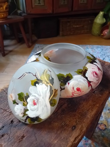 Antique frosted glass - frosted, dressing