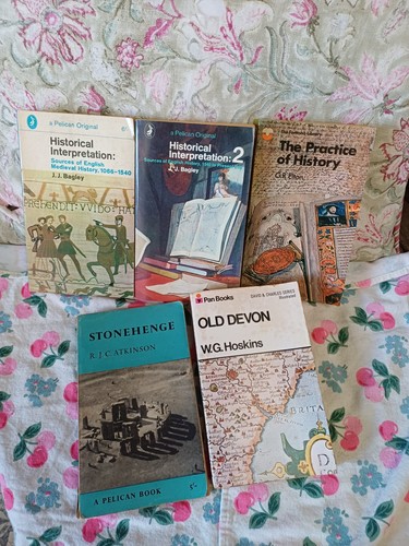 Pelican original books 2 - &,