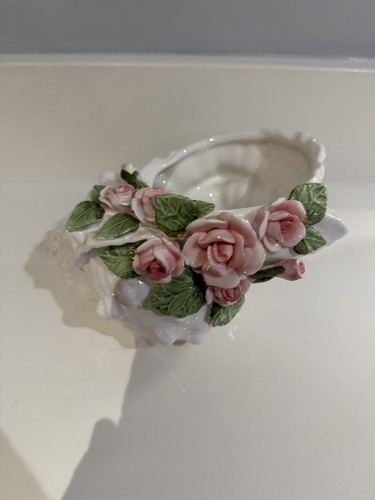 Vintage white conch - conch, shell