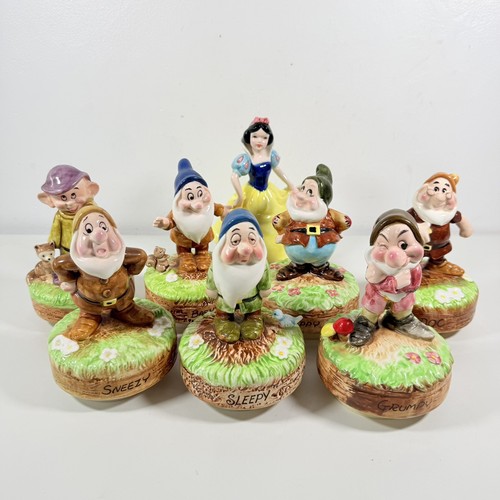 Disney schmid snow white seven - disney,