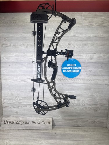 Used hoyt alpha 29 - used, rh