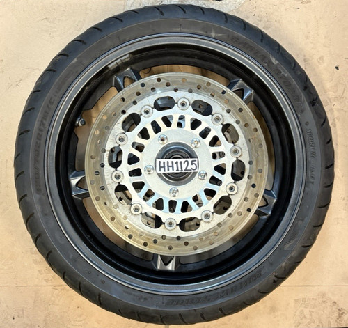 Triumph st1050 sprint front - sprint,