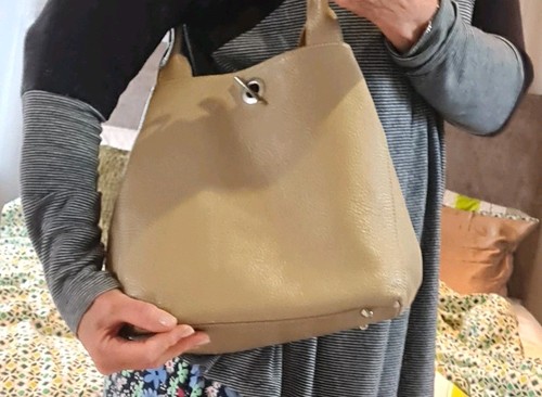 Beige reversable leather - leather, tote