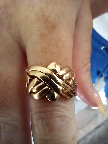 9ct gold band heavy - 6,