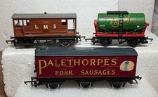 3 Hornby Wagons Palethorps Van