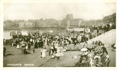 Margate kent sands - margate, crowd