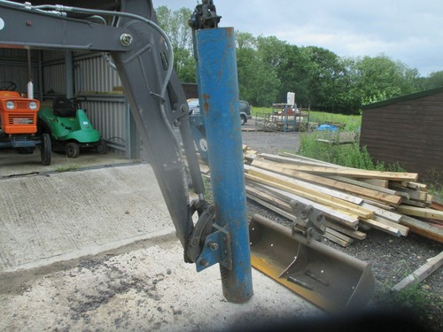 Post rammer fits to - fits,
