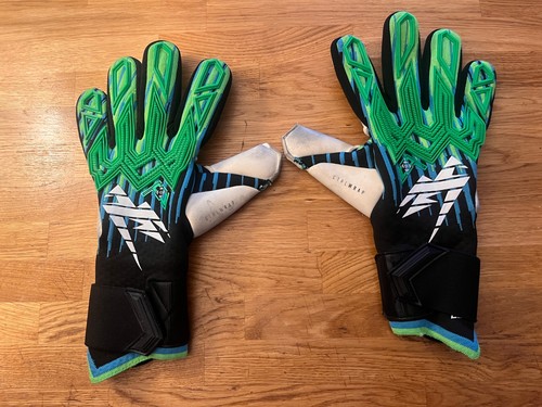 Kaliaaer goalkeeper gloves - kaliaaer,