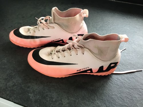 Nike air 2025 football - nike,