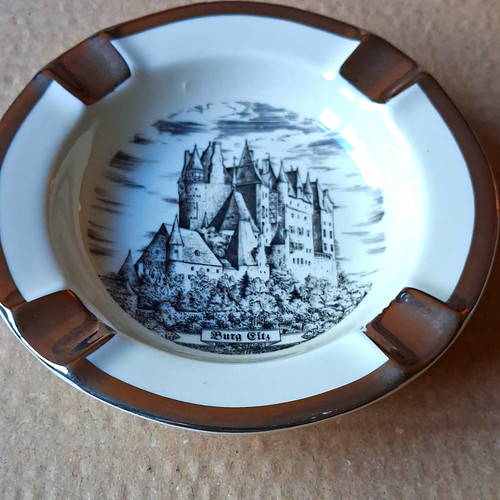 Ceramic round glossy - ceramic,