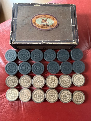 Vintage wooden draughts