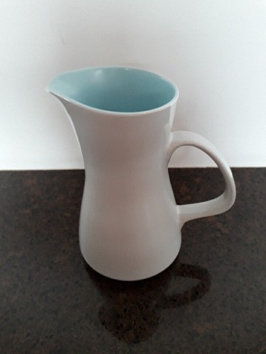Poole pottery twintone sky - pottery,