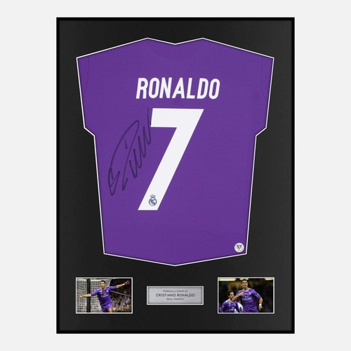 Framed cristiano ronaldo - framed,