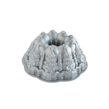 Nordic Ware Christmas  Very