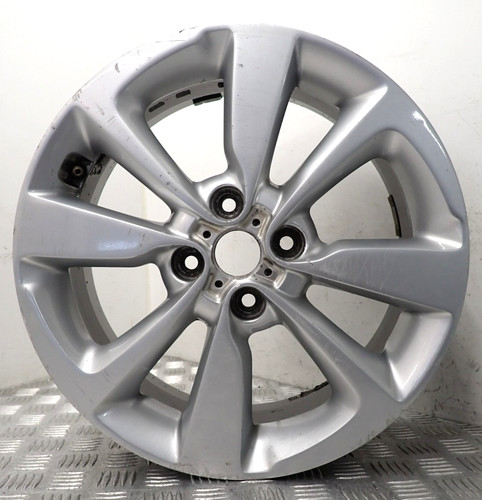 Hyundai i20 silver alloy - hyundai,