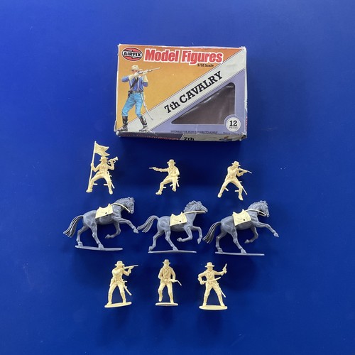 Airfix toy soldiers boxed - soldiers,