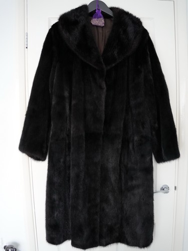 Blackgama mink fur - blackgama, long