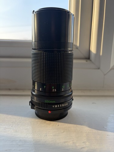 Canon 200mm slr tele lens - fd,