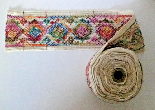 Vtg knit braid - trim, edging