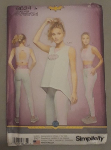 Simplicity 8634 batgirl - simplicity,