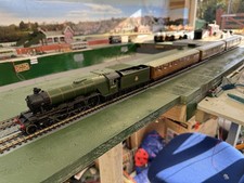 3 X Hornby LNER  61ft 6'' high