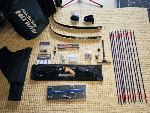 Recurve bow kit right hand - bow,