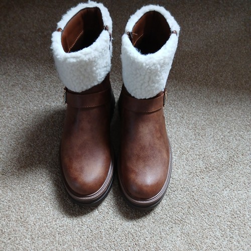 Brown ankle boots size - ankle, 4