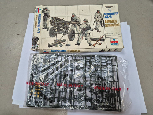 Classic esci nebelwerfer - 1/35,